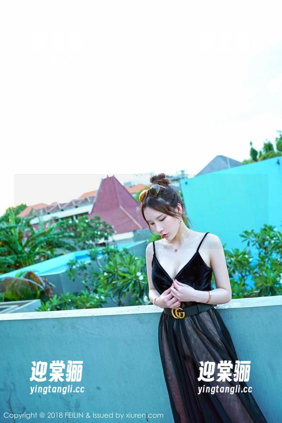 Feilin嗲囡囡 - 施忆佳KITTY校服套图精选：大家快夸夸我，我也想做课堂的宠儿！