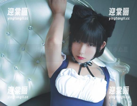 Hizzy(히지)的全套传世之作：秘书其实也能有小心思。