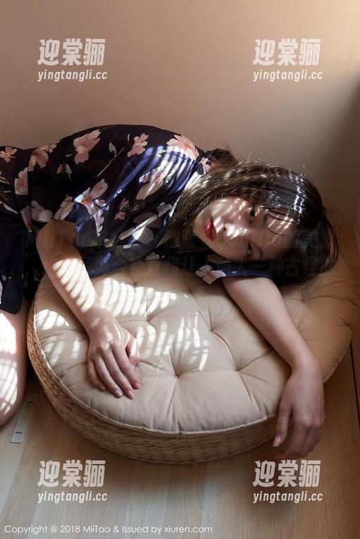 MiiTao蜜桃社-陆萱萱Cecilia MiiTao蜜桃社 - 陆萱萱Cecilia的美脚,这个写真合集直接让人陷入一种古怪的审美危机。