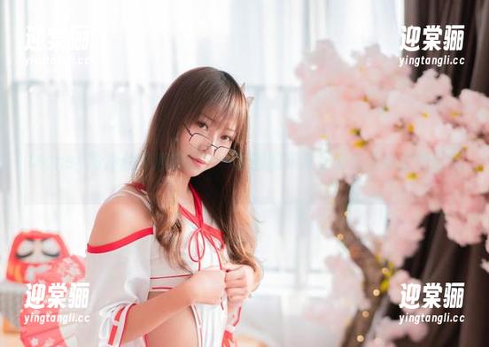Money冷冷的校服随意——原图和写真互动起来时的别扭感。