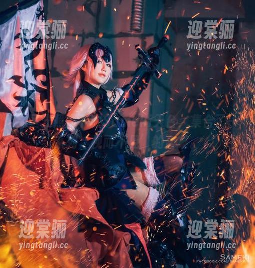 无圣光照耀下的Sameki天台，集合了一系列‘视而不见’的合集。
