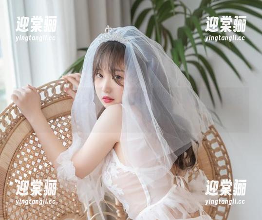 Sia(시아)的红裙传说，原图一键下载，让你也沦陷！