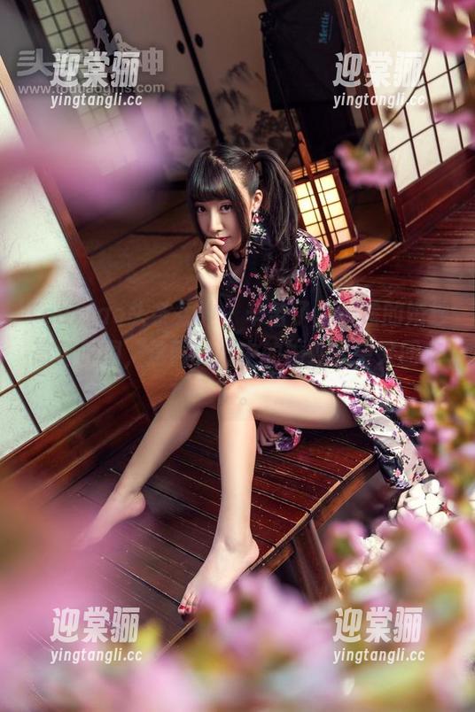 TouTiao头条女神 - 辛苦了，娜露的婚纱高清原图，这回我心中的婚纱希望又回来了。