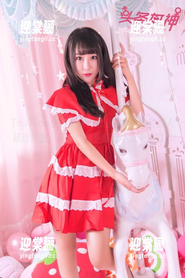 TouTiao头条女神 - 杨漫妮baby的双人精选作品，每一刻似乎都有不为人知的小情节。