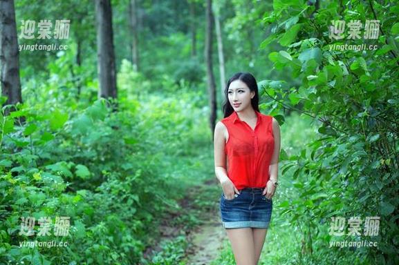 TuiGirl推女郎-哈尼宝宝 TuiGirl推女郎 - 想找乐子?来哈尼宝宝的教室合集,把乐趣下载回家!