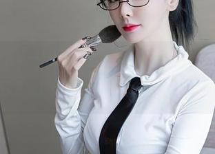 Xiuren秀人网 – 原图里的日常,在线翻转CherryBlessU教室的寂静与喧嚣。