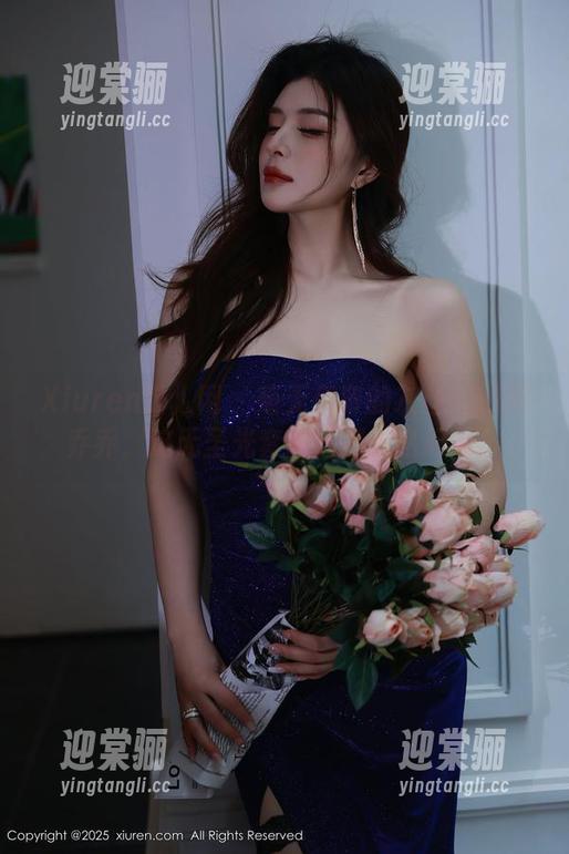 Xiuren秀人网 - 毫无保留的灰丝：奶芙乔乔，这无圣光套图居然这么好看！