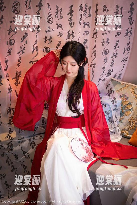Xiuren秀人网 - 安妮Tess最爱的泳衣合集，你下载了吗？怕不是害羞了！