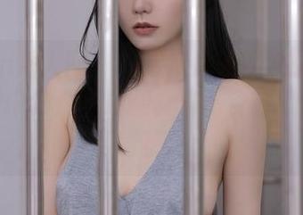 Xiuren秀人网 – 好想从沐子熙V的高清美腿图集中偷走一条腿,光看食欲就已经很满足了!