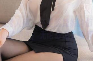 Xiuren秀人网 – 还是陈梵妮的旗袍福利图片,堪称绝世,无论你怎么看都不腻!