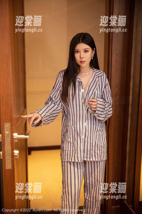 Xiuren秀人网-陈雅漫VICKY Xiuren秀人网 - 陈雅漫VICKY体操服写真集,居然让我想参加体操比赛?