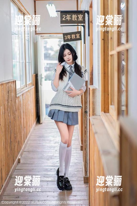 Xiuren秀人网 - 麻布学妹大变身，礼服让美图里的她活脱脱像个仙女！
