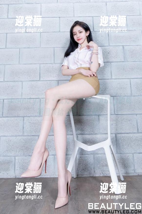beautyleg - 说好的福利，Abby的棉袜图集给你意外收获。