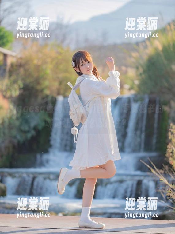 nagesa魔物喵 nagesa魔物喵的最新图册,专属秘书的味道让人怎么忍得住?