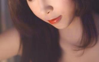 w黑米粥w的OL图集，让我想起了那种你好又不认识的感觉，想下载却又有点犹豫。