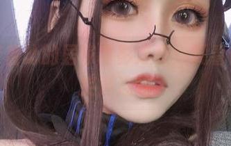 一笑芳香沁的居家电影之夜:观看合集,笑声连连