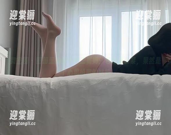 保守的二舅妈 微密圈 - 图册里的保守的二舅妈:包得那么紧,果然是个心思缜密的姑娘