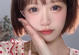空姐千反田鹿子：美图飞舞，就像她的行李箱里装的不是衣服而是梦想！