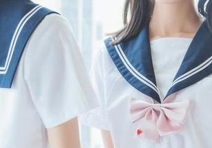 喵糖映画 – 普通又不平凡的比基尼，蠢沫沫的写真让人忍俊不禁
