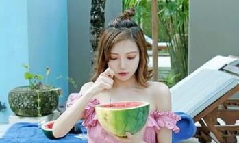 嗲囡囡 – Emily顾奈奈酱的可爱,截图分享意味着要给朋友晒晒,有多少人会嫉妒?