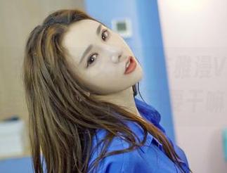 嗲囡囡 – 在线对战女仆，陈雅漫VICKY的图集里我真的忘了自己要干嘛了！