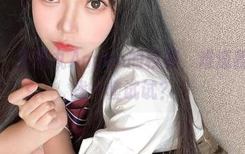 精选:大肉丸Amiee的校服,难道我也该找一套试试?