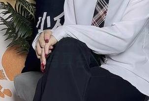 小众视觉 – 干货与颜值共存：婷婷的校园写真合集