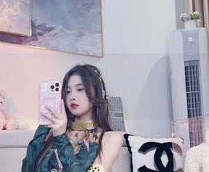 小小奶瓶儿的无圣光冒险,原图里藏着的小秘密