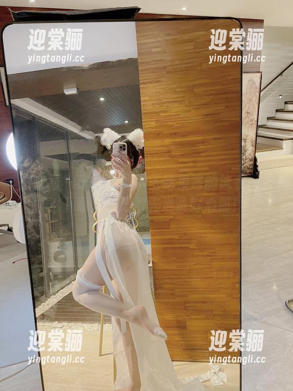 小玉吃果冻 微密圈 - 谁能拒绝小玉吃果冻的泳衣图集?下载之前记得先准备好心脏!