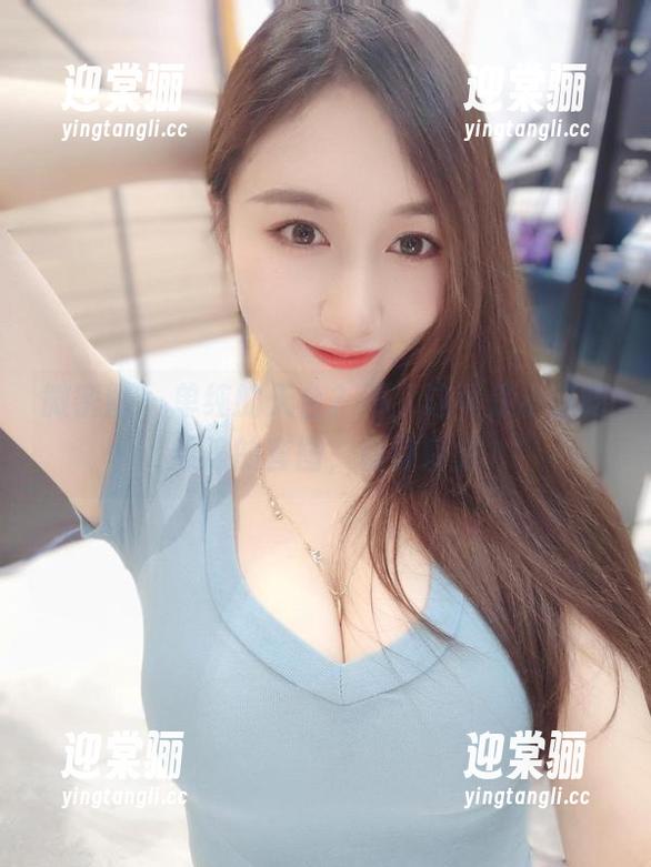 微密圈 - 单纯的天台？不，这可是小玉吃果冻的套图，动静皆宜