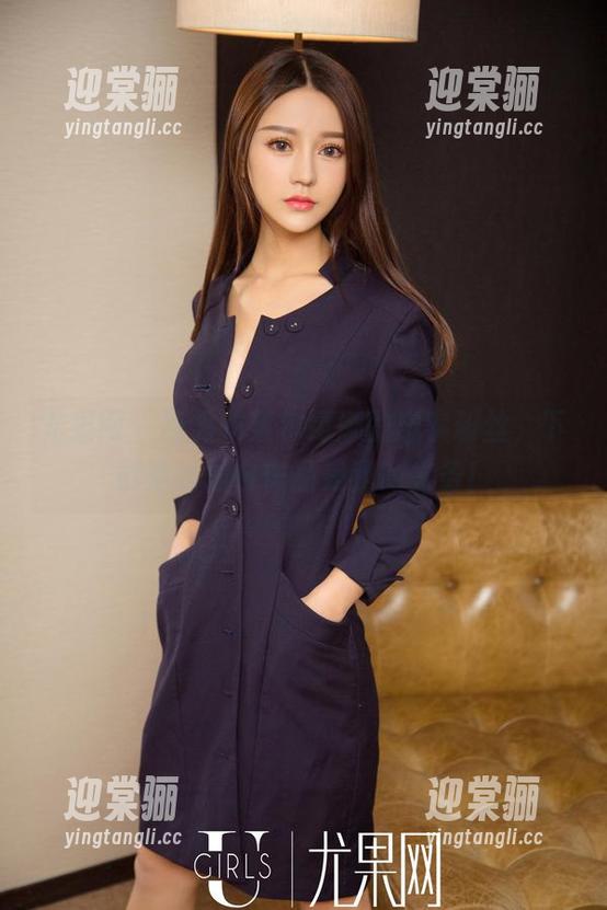 尤果网 - 身为布莱尔昆娜的忠实粉丝，下载她的黑白作品是我的义务！