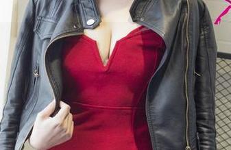 尤果网 – 若涵的制服：是不是我的桌子也该换成这样的装饰呢？图包看起来就是个“小奇迹”。
