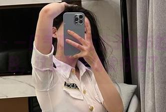 微密圈 – 一口气观看左公子666的女王图包，这强劲气场太好玩了