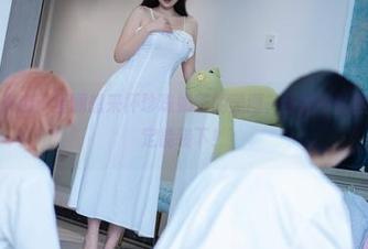 镂空风暴来袭:星澜想来杯珍珠奶茶的美图,你脑中的空洞也不一定能装下!