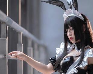 杏子夫人的礼服套图，真有种“不穿上就要后悔”的逆袭气场，高清让每个角度都能打动你。
