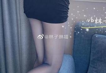 微密圈 – 哦圣诞林子琳喵之写真集,伟大的节日,她又扭动成风了!