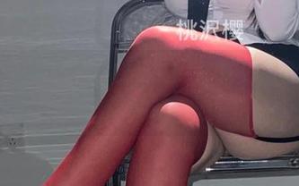 微密圈 – 白裙和桃沢樱呀，联手奉上免费下载的绝妙体验！
