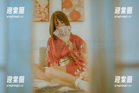 桃良阿宅的外出JK图集，下载后是否能也变身少女？