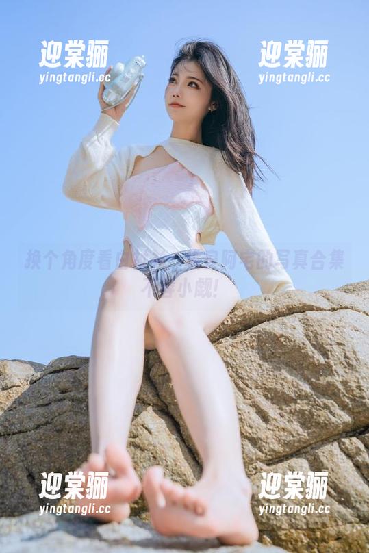 换个角度看白衬衫：桃良阿宅的写真合集不容小觑！