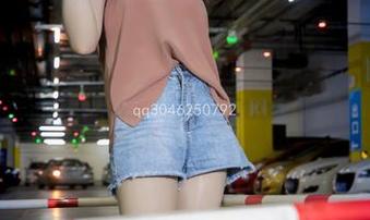 梦丝女神 – VV的粉红女仆精选，能让你一秒爱上这个主题！