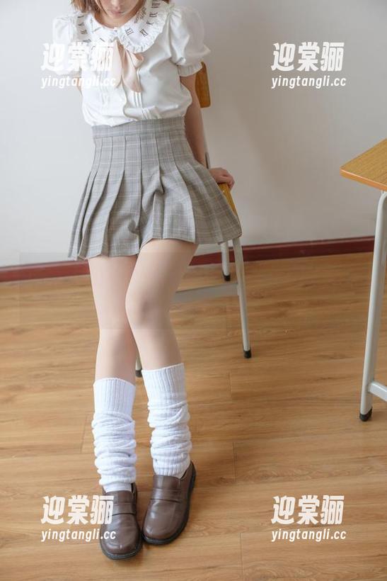 把黑丝水手服穿出街，我们来讨论一下，好么，森萝财团？