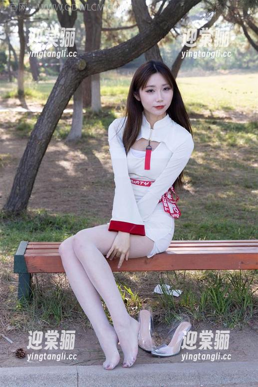 物恋传媒 - 小晴天在浴缸里的那一瞬，图片里的放松感立马扑面而来，速度来看原图！