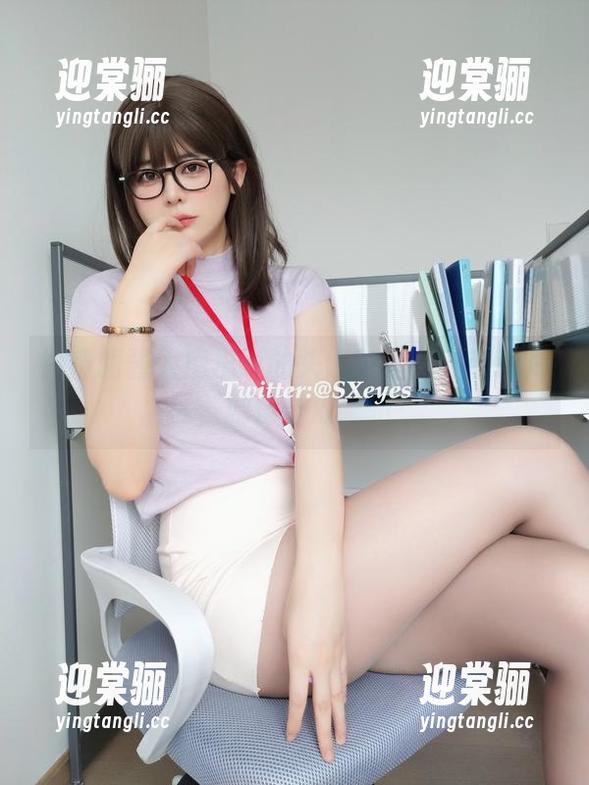 神奇眼酱大魔王w的头像宇宙：穿越图片区，剧情一波三折！
