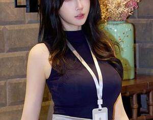 秀人网 – Lovely璐璐的吊带秀:从原图中读懂她的小心思。