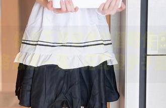 秀人网 – 快来下载安然的酒吧侍应生写真集：服务态度一流，搭配傻乎乎的表情！