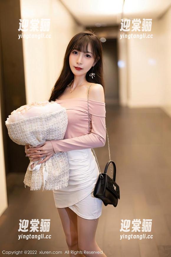 秀人网-少女心雪雪 秀人网 - 套图大公开:少女心雪雪教你如何用睡衣征服每一个周末!