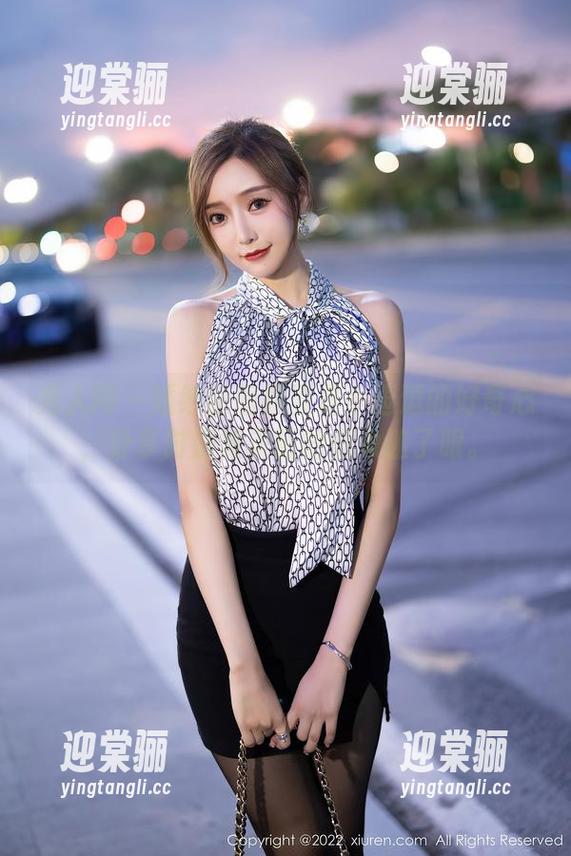 秀人网 - 婚纱原图暴露是小逗逗的好奇心，分享时别被美丽的假象迷了眼。