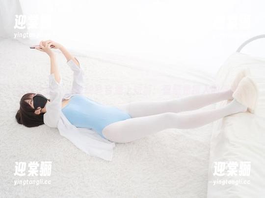 紧急企划 - 当龙崎聆音遇上短裤：壁纸是撩人的新技能！