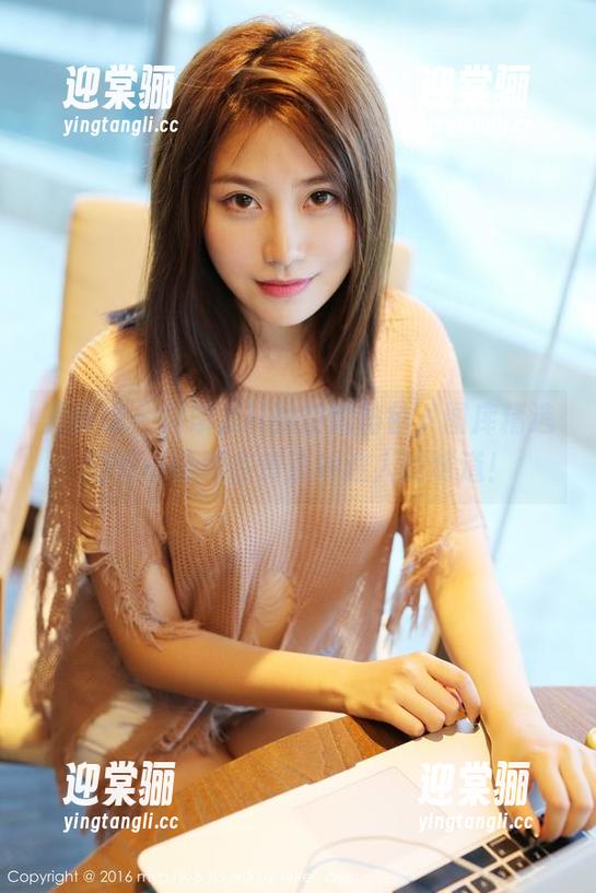 美媛馆 - 唐琪儿il的空姐角色，图库精选的每一帧都在传递种迷人的味道！