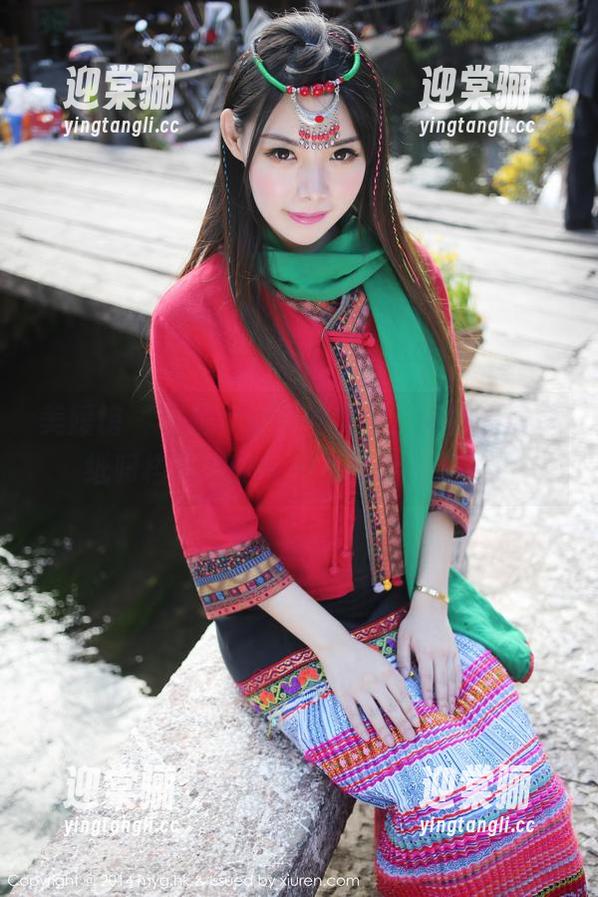 美媛馆 - 小魔女奈奈的裸足，果然高清壁纸归档下来的每一寸都让人关注。